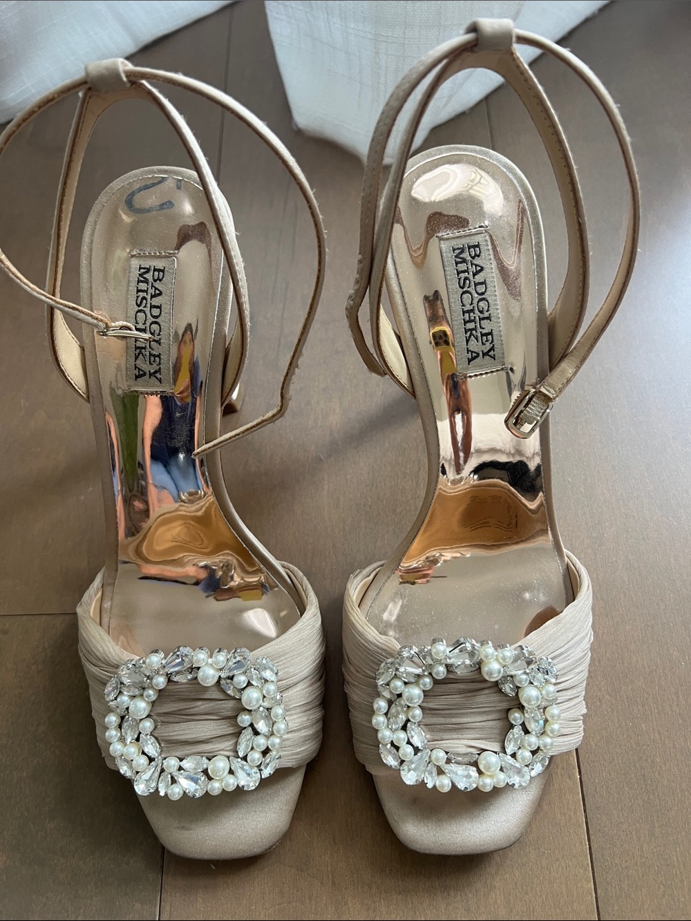 Badgley Mischka Champagne Cream Pearl & Crystal Embellished Heels